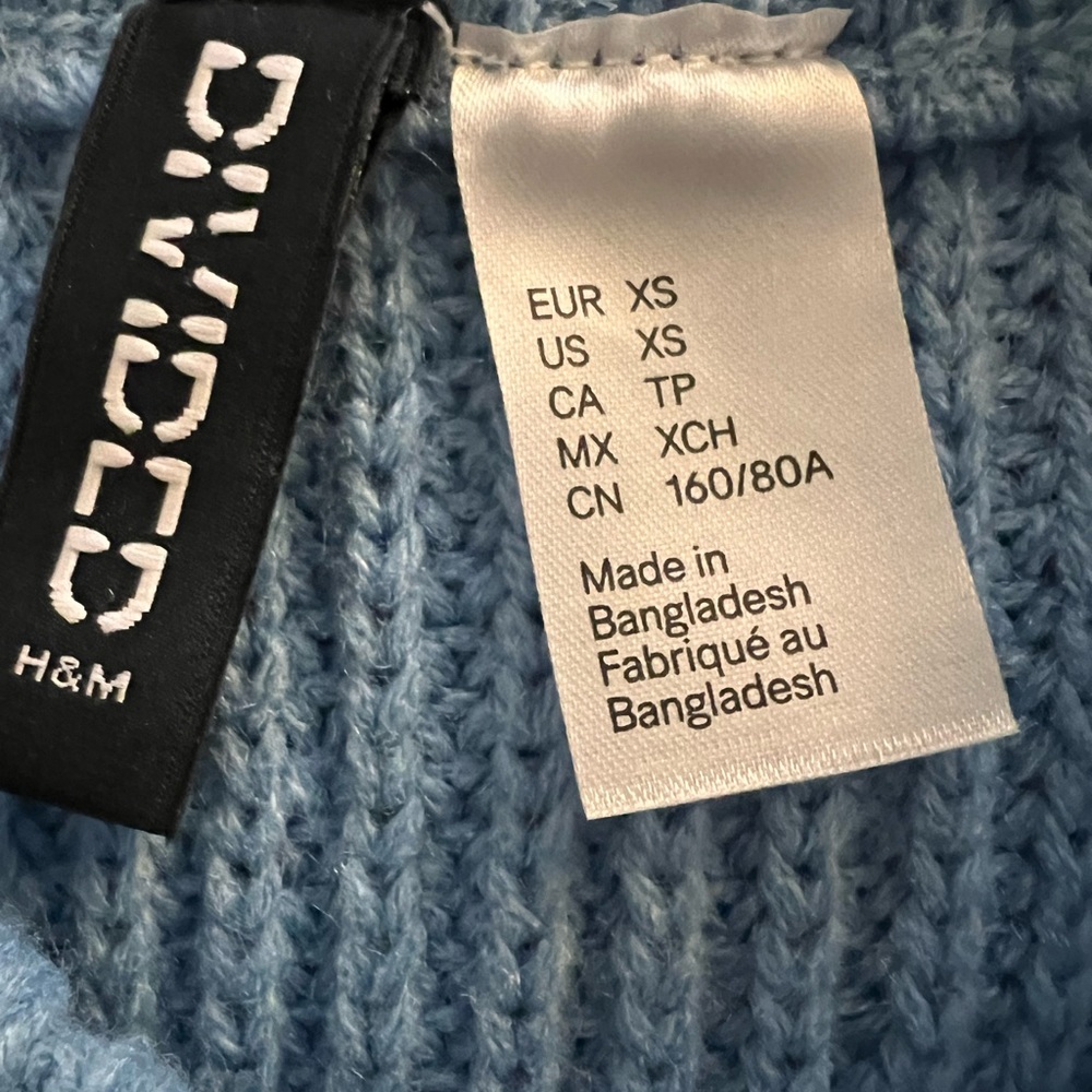 Cropped sweater